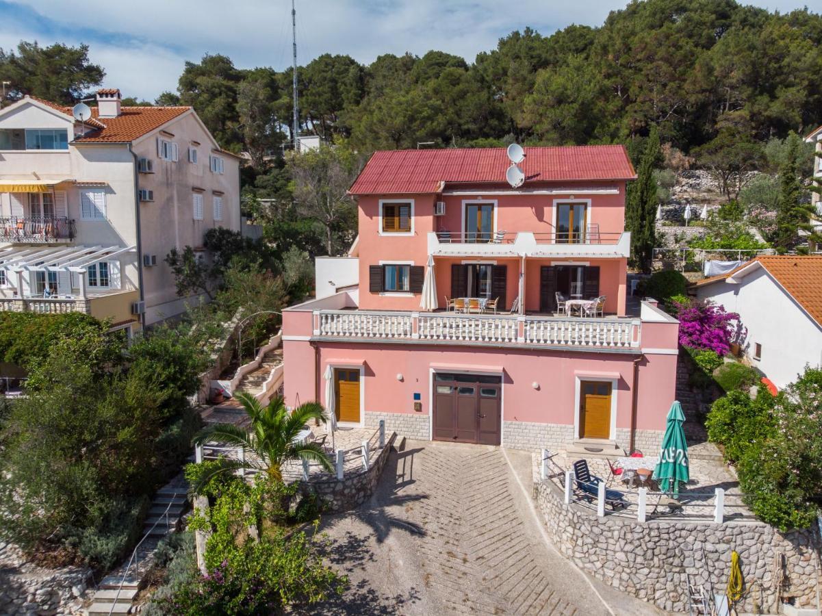 Apartments Villa Julija Mali Lošinj Екстериор снимка