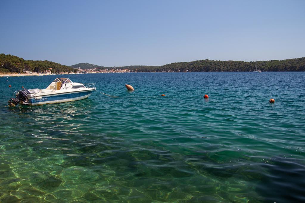 Apartments Villa Julija Mali Lošinj Екстериор снимка